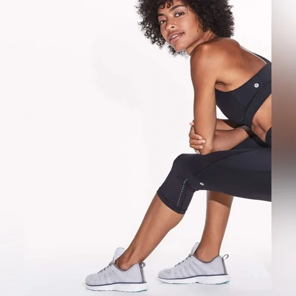 Lululemon Break Free Crop Nulux 17" Leggings Black Size 4 Running Gym Sports - Picture 5 of 16